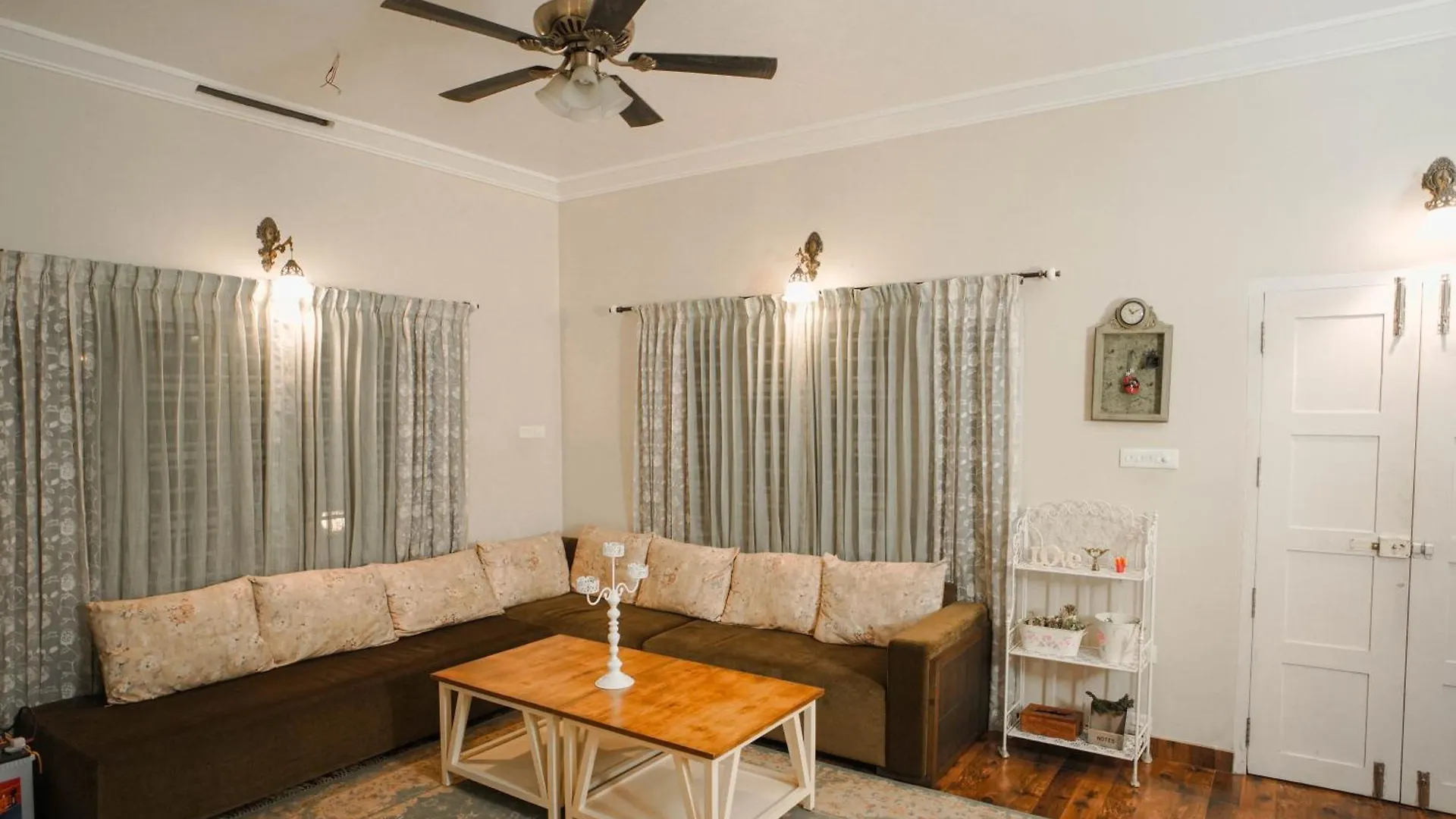 Hermas Villa By Cove Tourism Vythiri Alojamento de Acomodação e Pequeno-almoço