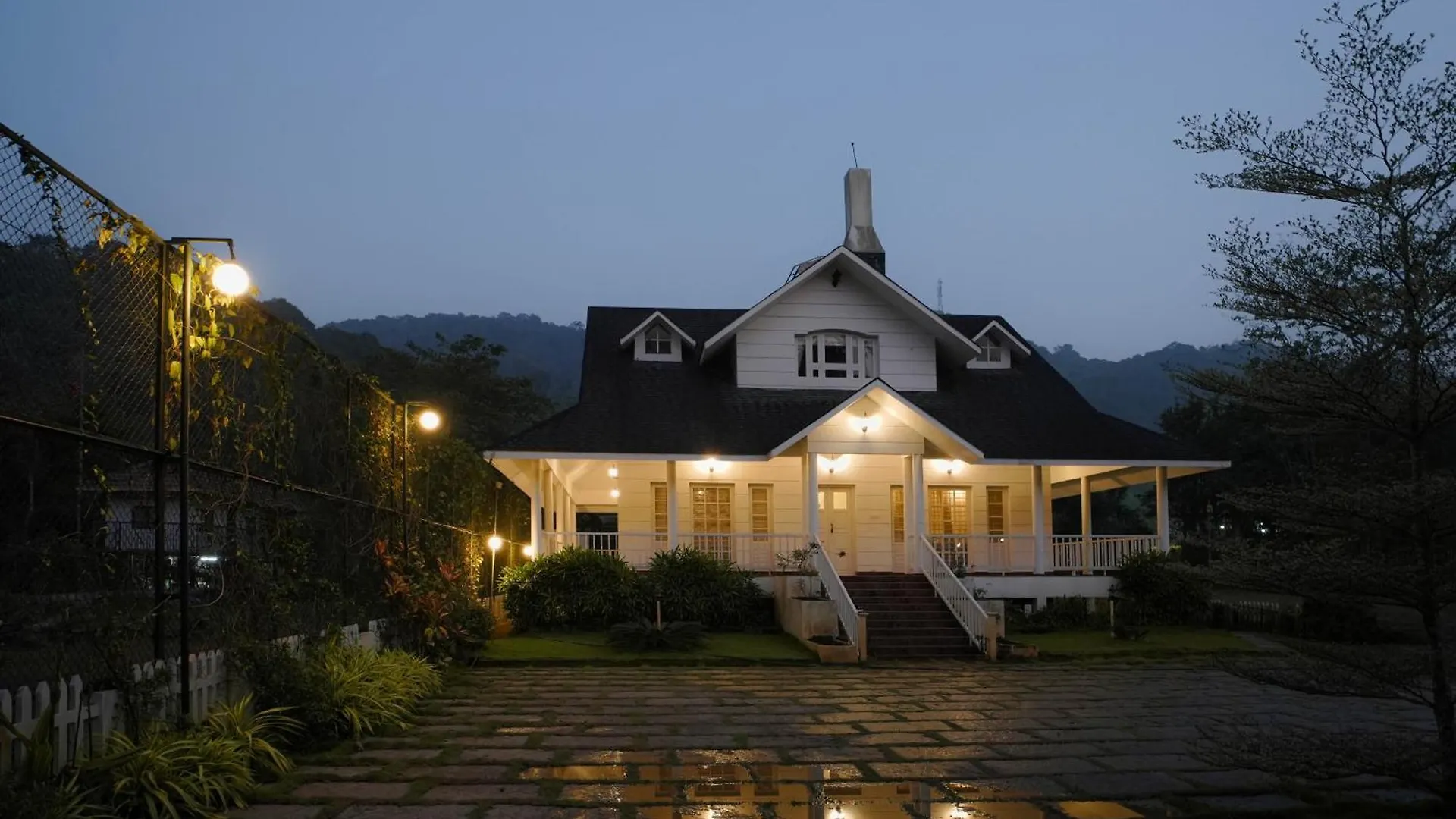 Hermas Villa By Cove Tourism Vythiri Alojamento de Acomodação e Pequeno-almoço